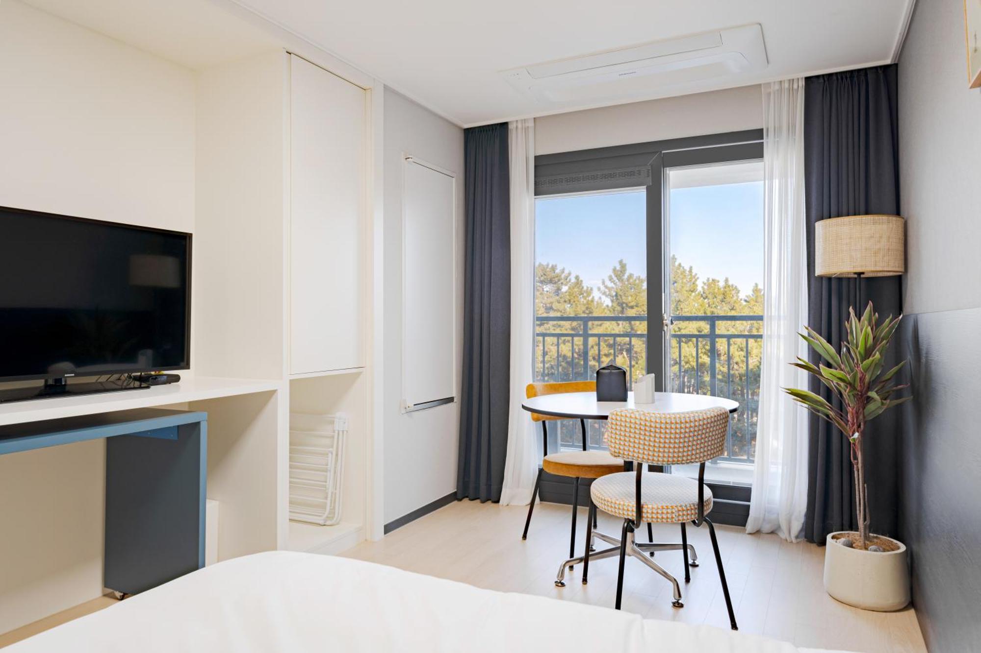 Urbanstay Sokcho Beach Ab Exterior foto