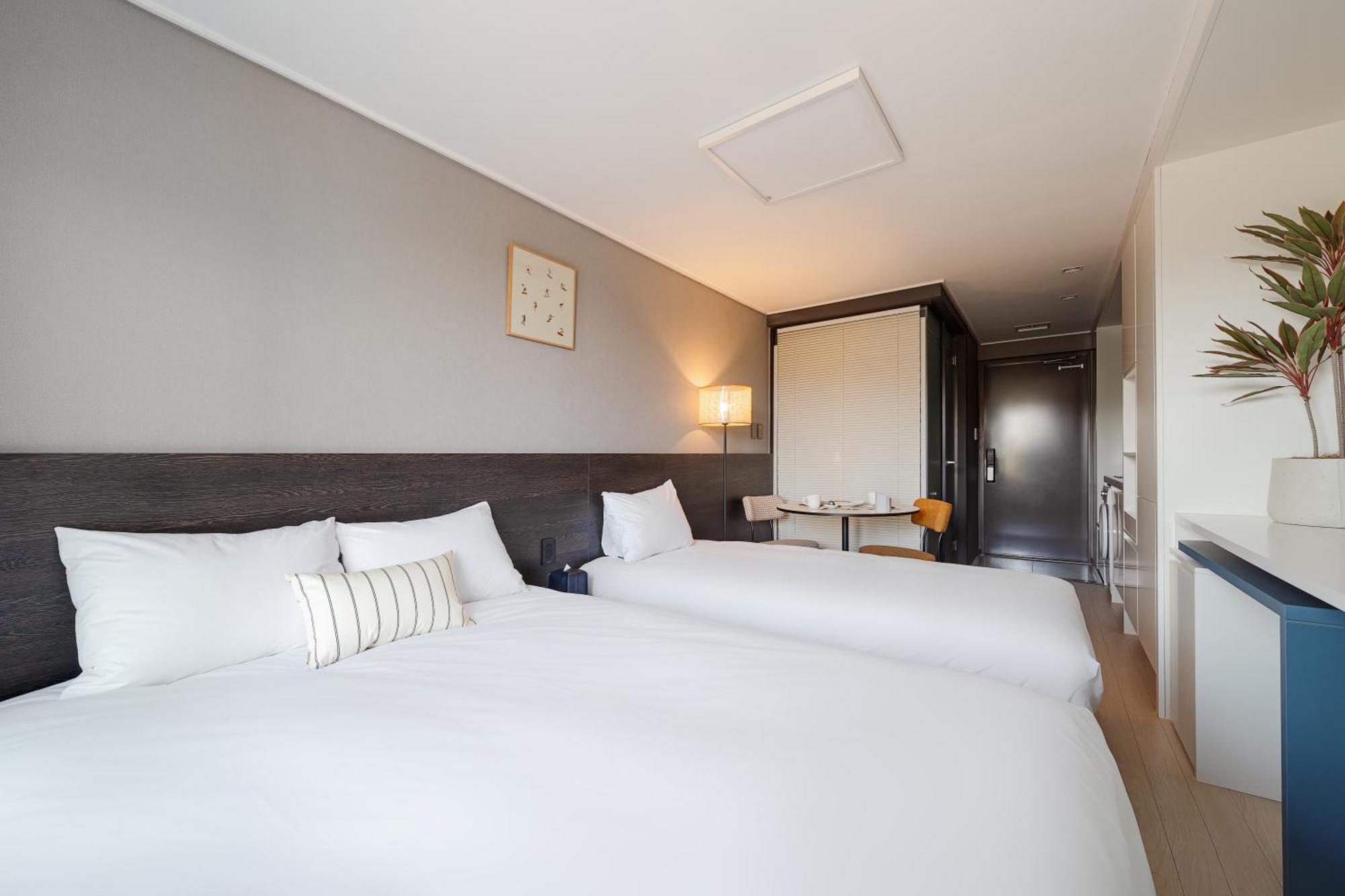 Urbanstay Sokcho Beach Ab Exterior foto